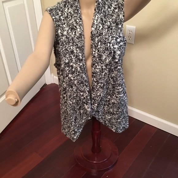 Best - Picture 3 of 3